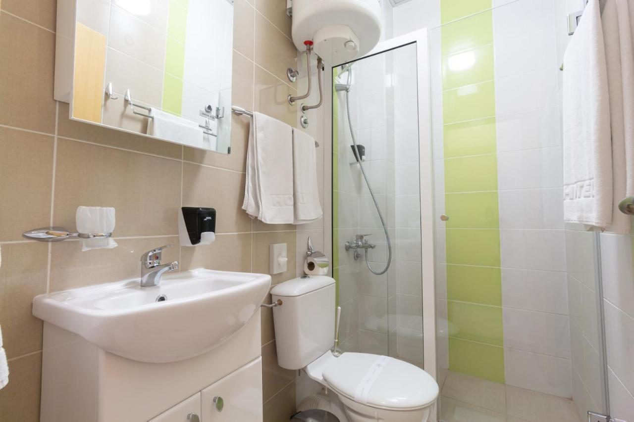 Wing Club Hotel Jagodina Luaran gambar